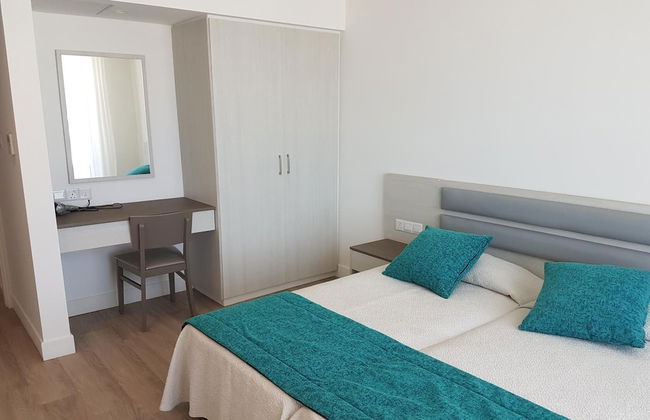 Melini Hotel Suites - Photo 13