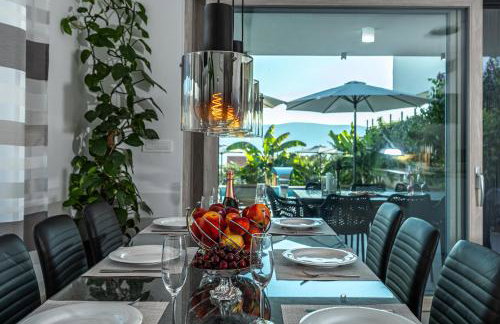 Luxury White Sails Villas with a Multi Sport Court and Sea View - Photo 70