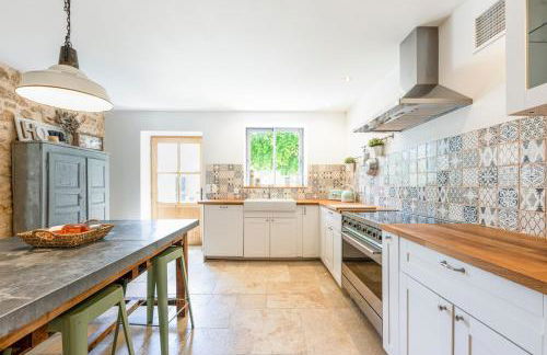 La Bastide du Père Mathieu Jacuzzi couvert et Piscine - Foto 37