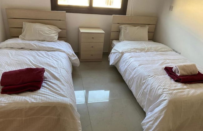 Two Bedroom Duplex With Mountain and Sea View - Photo 5