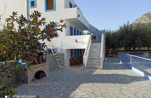 Giannis Gerakios apartments by climbing house - Photo 66