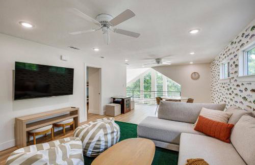 Dock and Fire Pit Cedar Creek Lakefront Retreat! - Foto 24