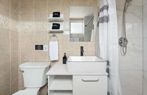 Near Safari & Beach - Backyard Games - AC - Pet OK - Foto 13