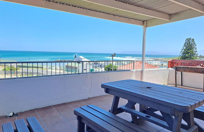 Oom Piet Self Catering Accomodation - Photo 1