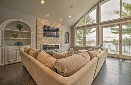 Luxe Waterfront Home with Private Lake Access! - Foto 5