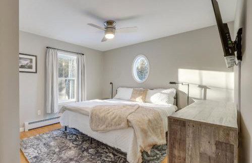 Spacious Eagle Lake Home with Fireplace and Deck - Foto 26