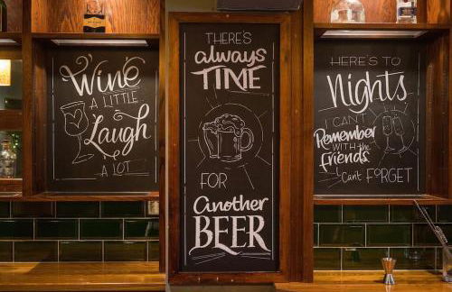 The Lettered Board Apartments - Foto 56