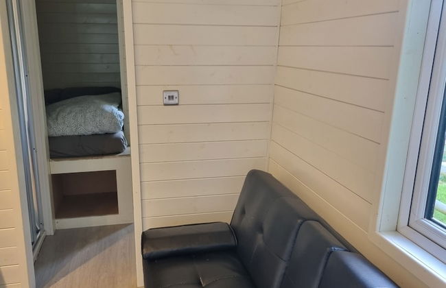 Glamping Hut - Riverview 4 - Photo 7