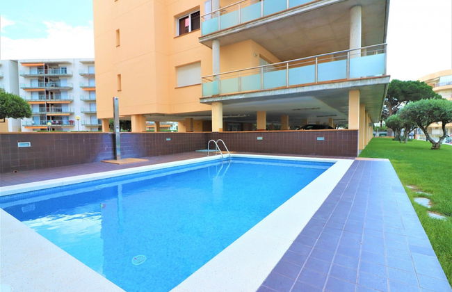 Apartment With Scenic View - Photo 24