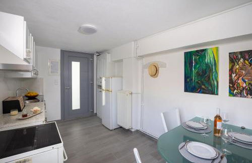 Restia Seaside Apartment I, 50m from Megas Gialos Beach - Foto 14