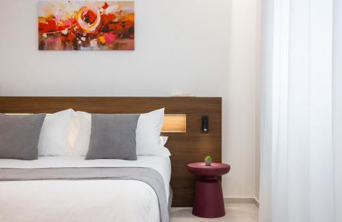 Nora's Suites - Photo 16