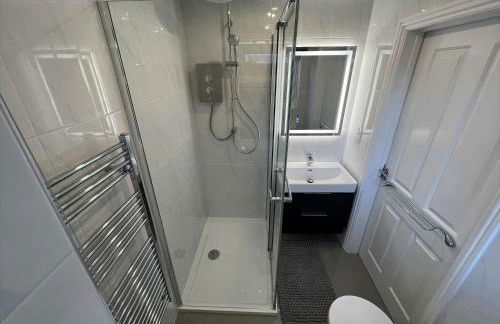 Cotswold apartment with private parking! - Foto 11