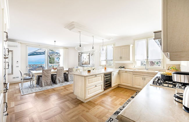 Luxury Lake Front Catullo A2 by Wonderful Italy - Foto 21