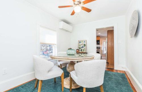 Richards Retreat Walk to Downtown Washer-Dryer - Foto 4