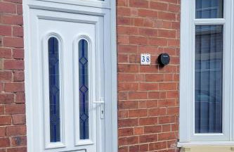 The Lawrence, Redcar - 2 Bedroom Victorian House - Free On-Street Permit Parking, Fast Wifi, Virgin TV - Perfect for Contractors, Families and Couples - Foto 1