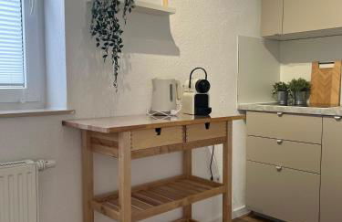 MEGHA Living - 2 Zimmer Appartments mit Küche - Zentral - Foto 59