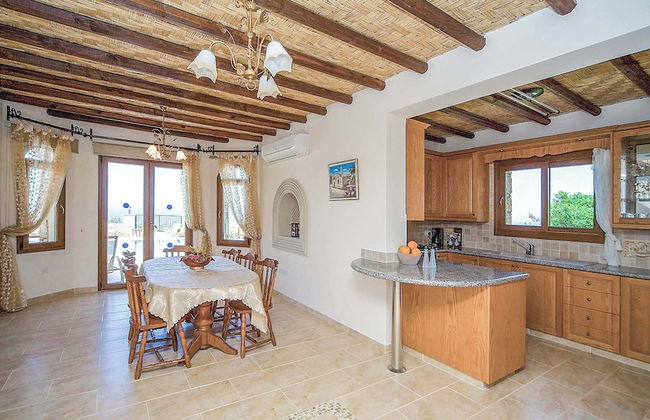 Villa Stavroulla - Photo 3