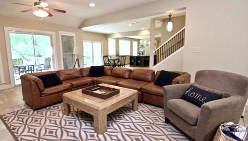 River Park Oasis - Photo 2