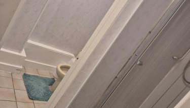 A bedroom flat in a house - Foto 4