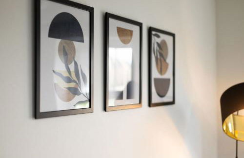 Modern 2-Bed House 10-min to Leeds City Centre - Photo 29