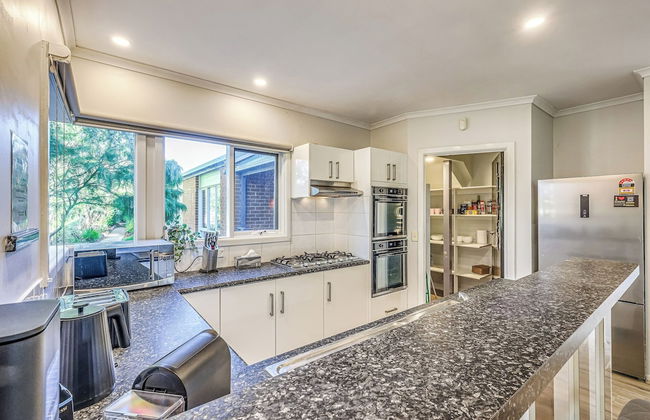 StayAU Gorgeous 5BR BBQ Home Geelong - Foto 16