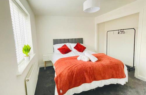 Plantsbrook Place - Luxury 4 bed House + Parking - Foto 28