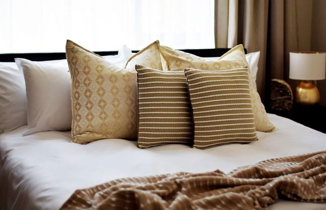 Johannesburg Apartment - Photo 4