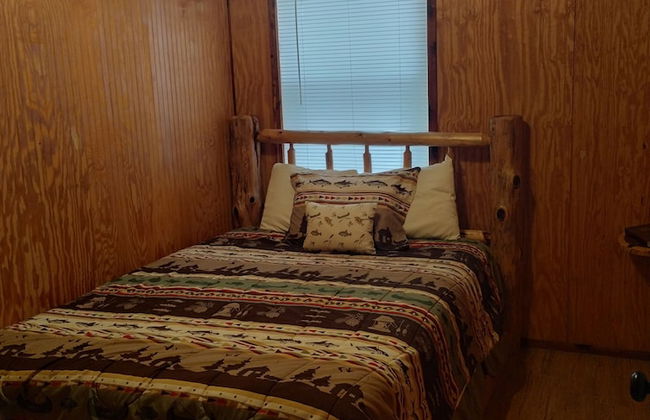 Anglers Riverfront Cabins - Foto 3