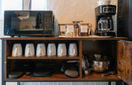 Designer spot - No Extra Fees - Palm Wave Says - Foto 12