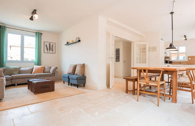 Modern Villa With Large Garden - Foto 7