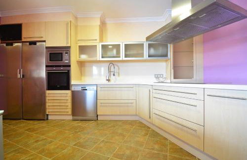 GALIHOST - Villa con piscina en Cambados - Foto 21