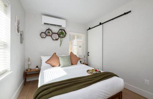 Serene Place Walk to UF Stadium Near Shands & Downtown - Foto 7