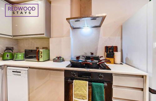 Brand New Town Center, Free Fast WiFi, Balcony By Redwood Stays - Foto 47