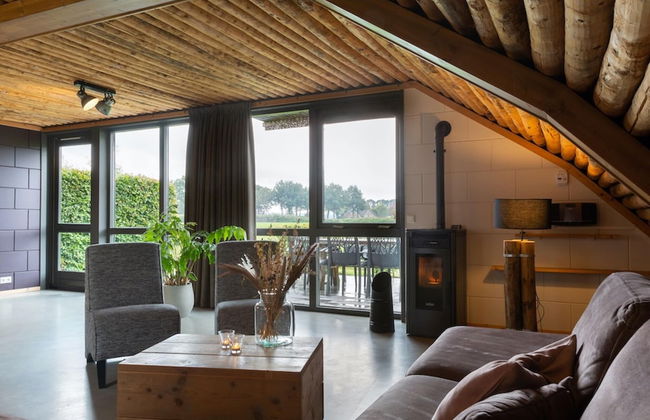 Chalet in Netherlands With Scenic Meadow Views - Photo 7