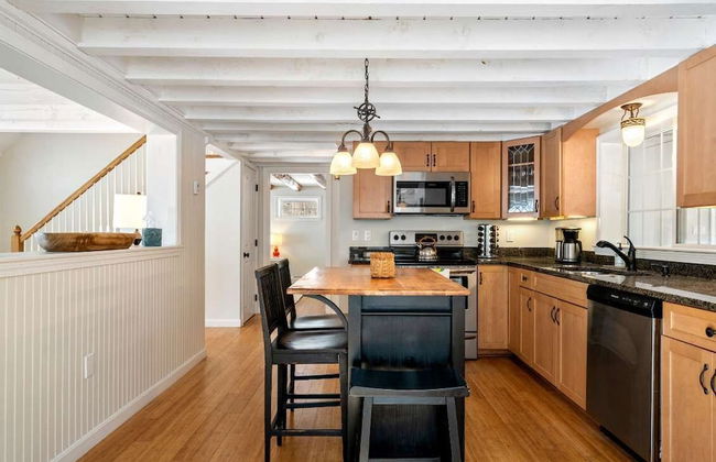 Good Tidings Stay for 8! - Photo 18