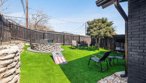 The Orange Door - Unit A - Heated Plunge Pool - Photo 3