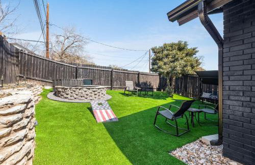 The Orange Door - Unit A - Heated Plunge Pool - Photo 3