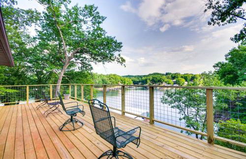 Waterfront Home with Views and Dock in Sunrise Beach! - Foto 25
