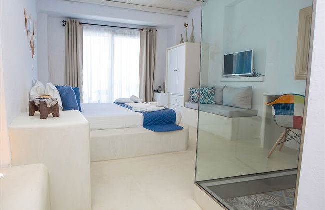 Tholaria Boutique Hotel - Photo 14