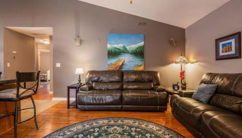 Hot Tub Hideaway 3 BR - Foto 3