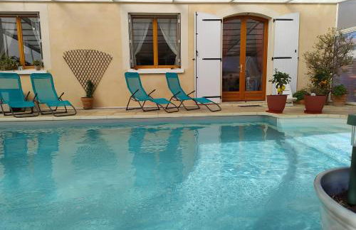 Gites l’Olivier avec piscine - Foto 7