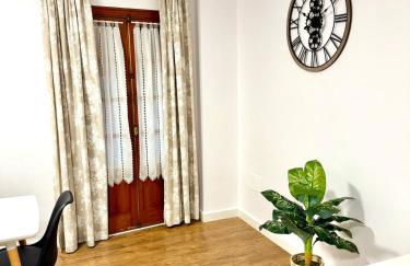 Centro histórico a pie, parking gratis - Foto 2