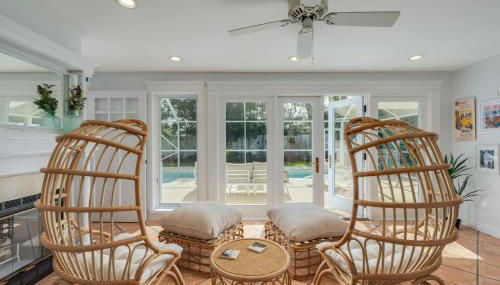 Surfs Up - retreat at the beach with heated pool - Foto 5