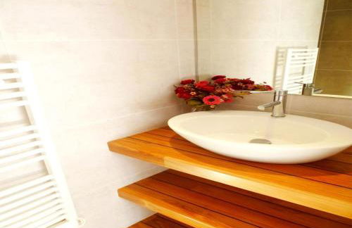 Cottage in Plougasnou Near Stunning Beaches - Photo 24