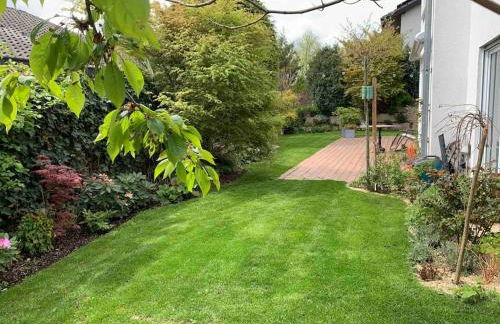 Exklusive Wohnung mit herrlicher Terrasse und Garten - Foto 19