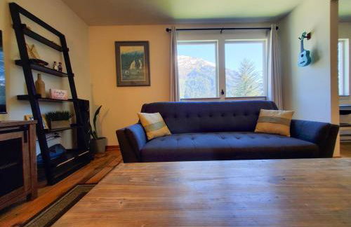 Ocean & Mountain View Home, near Downtown Juneau - Foto 14