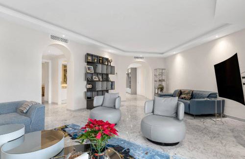 Modern and Large apartment in the heart of Puerto Banus - Foto 2