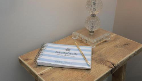 MERAKI 4 by BOURNECOAST - A Modern Apartment with a Patio and Parking - Sea Glimpses - FM8413 - Foto 4