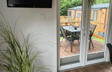 Tinyhouse Neila &ndash Moderne Auszeit am See Natururlaub in Stuer, Mecklenburgische Seenplatte - Foto 15