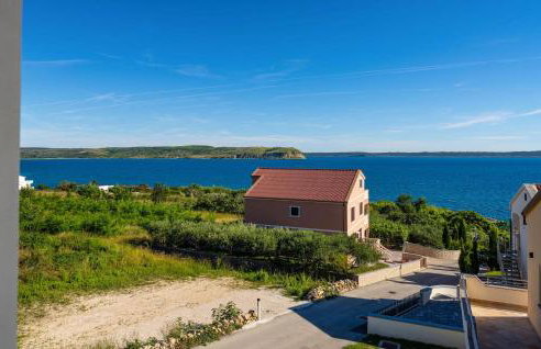 Stunning Apartment In Rtina With Wifi - Foto 13